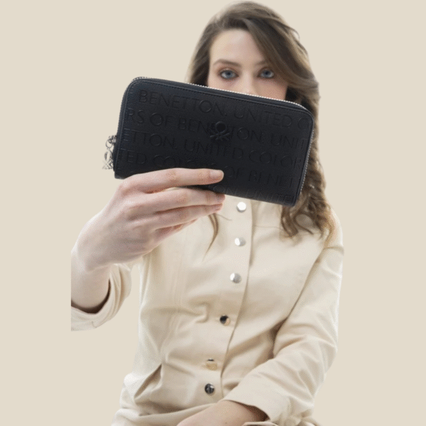United Colors Of Benetton black wallet