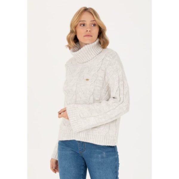 Woman’s white pullover