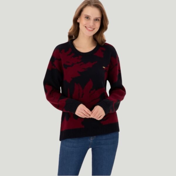 Woman’s Regular Fit Navy Pullover