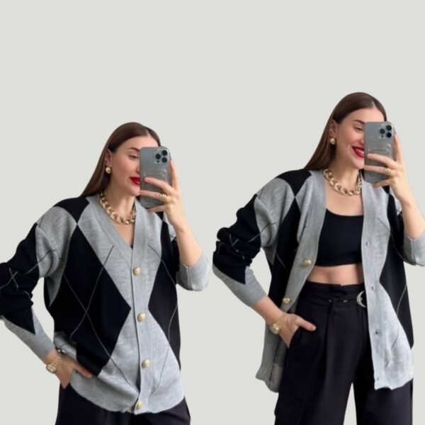 Woman’s Turkish Pullover