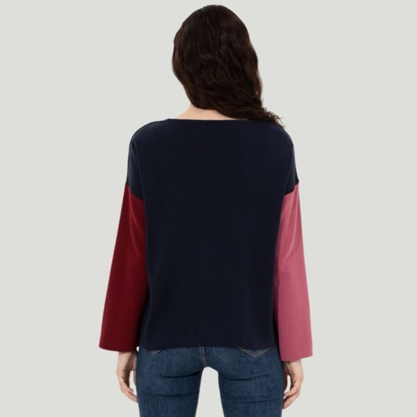 Woman’s  DARK BLUE Pullover