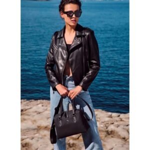 Woman’s Pink Sweatshirt