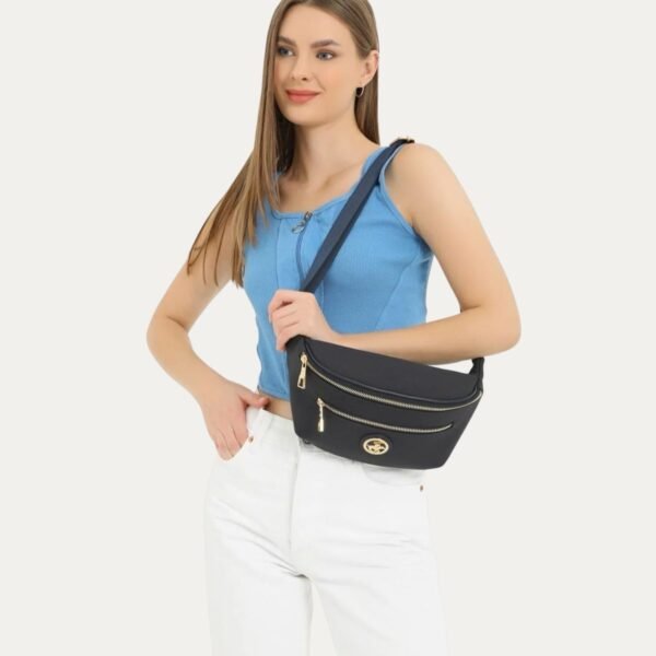 Woman’s waist Bag